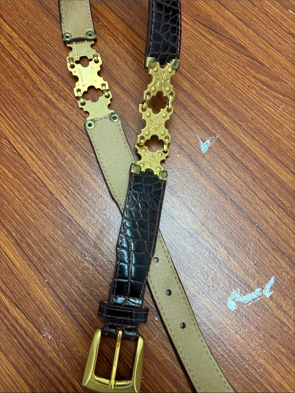 B.B. Simon Dark Brown Croc-Embossed Belt with Gold Accents(Current)#009 SZ32